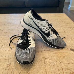 Men’s Nike Flyknit Racer